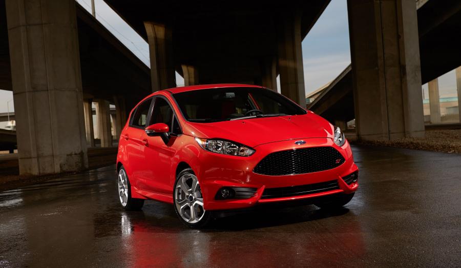  Ford Fiesta ST 2014 года  (US) (фото 37 из 78)